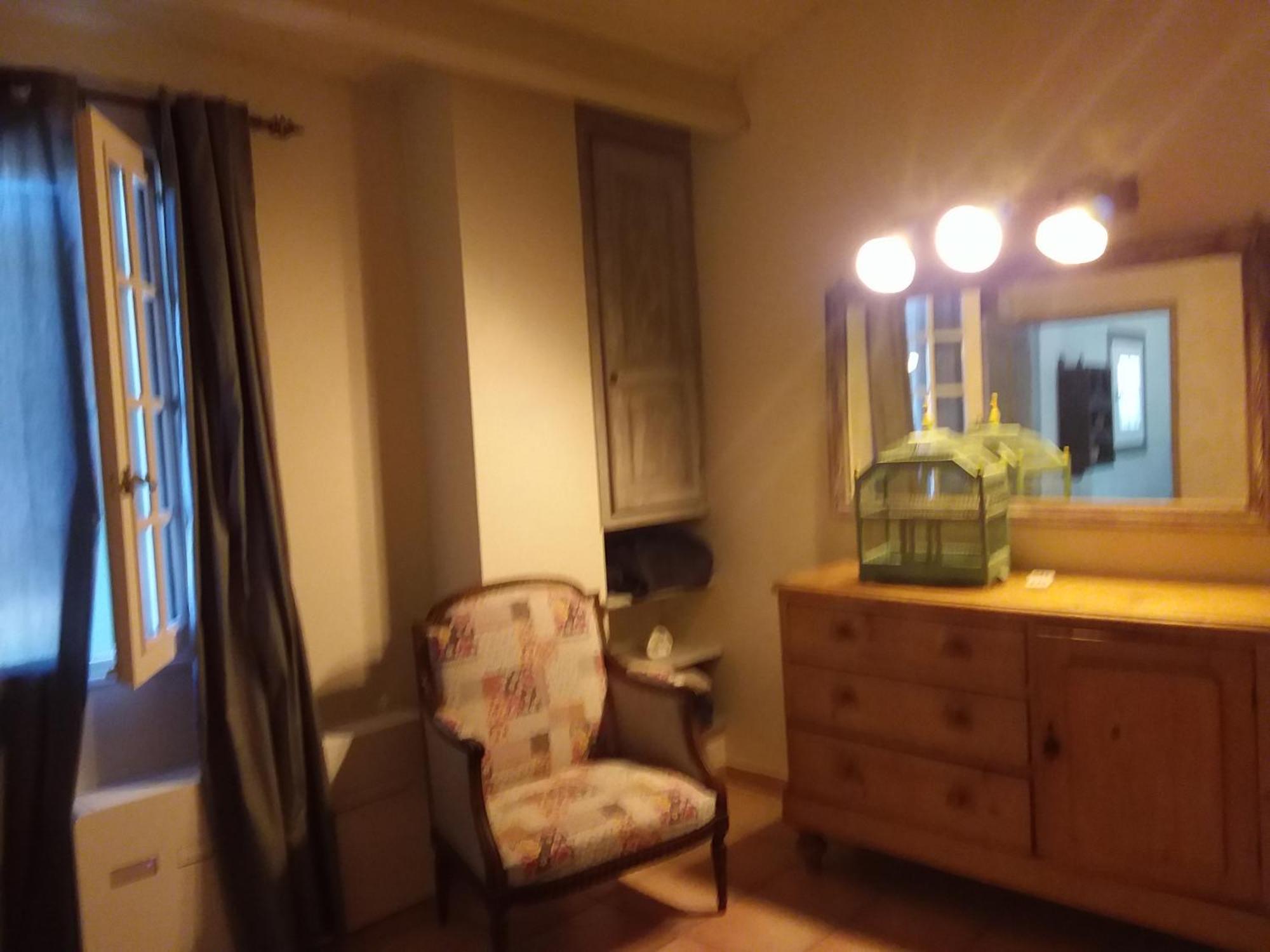 Chambre Pour 2 Personnes Avec Salle De Bain Privee Tourves Εξωτερικό φωτογραφία